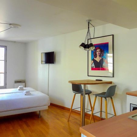 Apartamento Charmant Studio Dans Un Immeuble Paris 5 Exterior foto